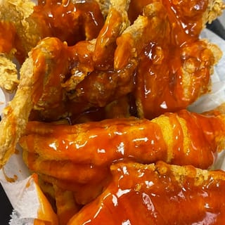 Catfish & Wings